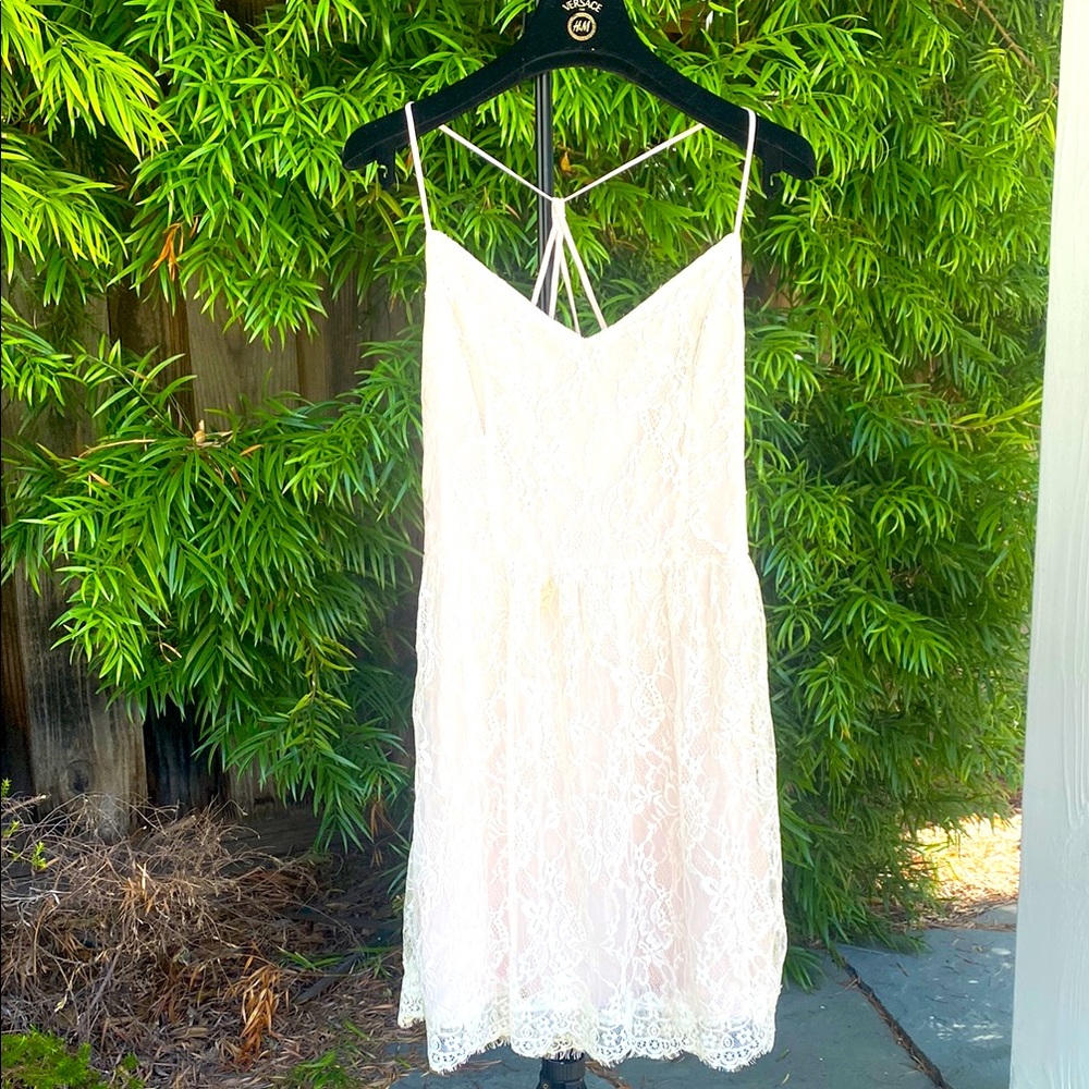 Elegant White / Cream Lace Dress, size medium